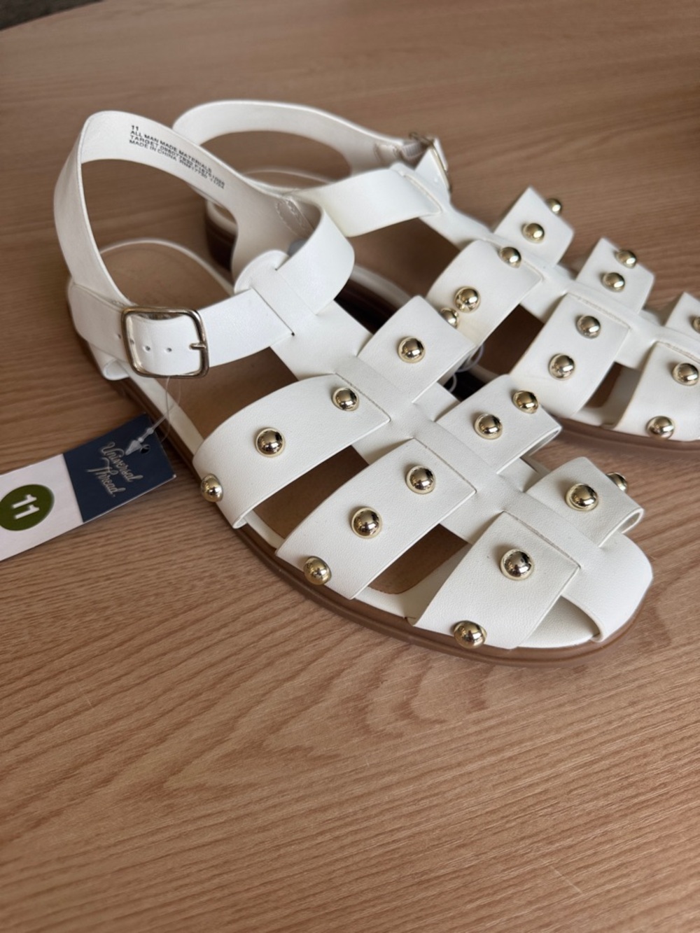Universal Thread Winnie Studded Fisherman Sandals White Gold Size 11 NWT
